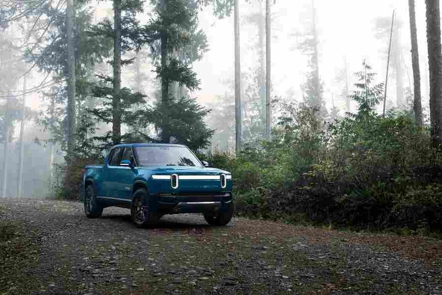 rivian r1t 2021 7005 36 Car A4 Photo Print