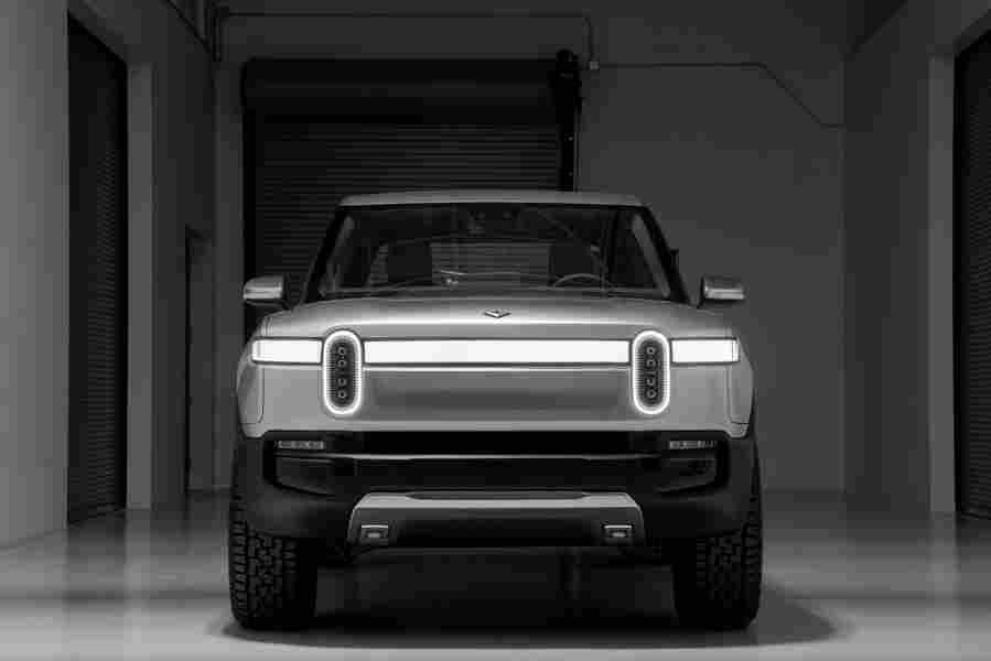 rivian r1t 2021 7005 44 Car A4 Photo Print
