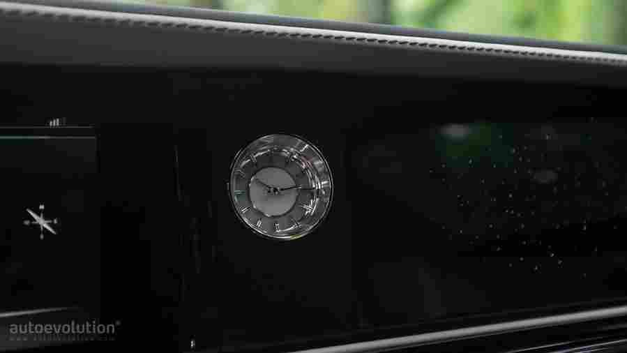rolls royce ghost extented 8 Car A4 Photo Print