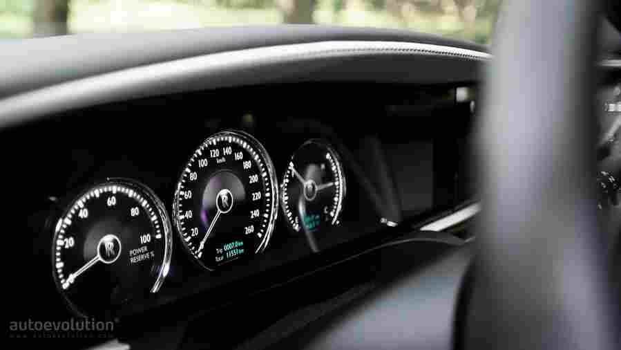 rolls royce ghost extented 9 Car A4 Photo Print
