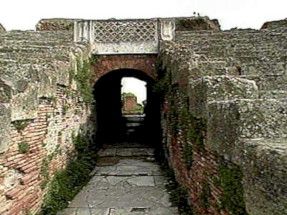 roman archway ruins1980s 1990s A4 Photo Print