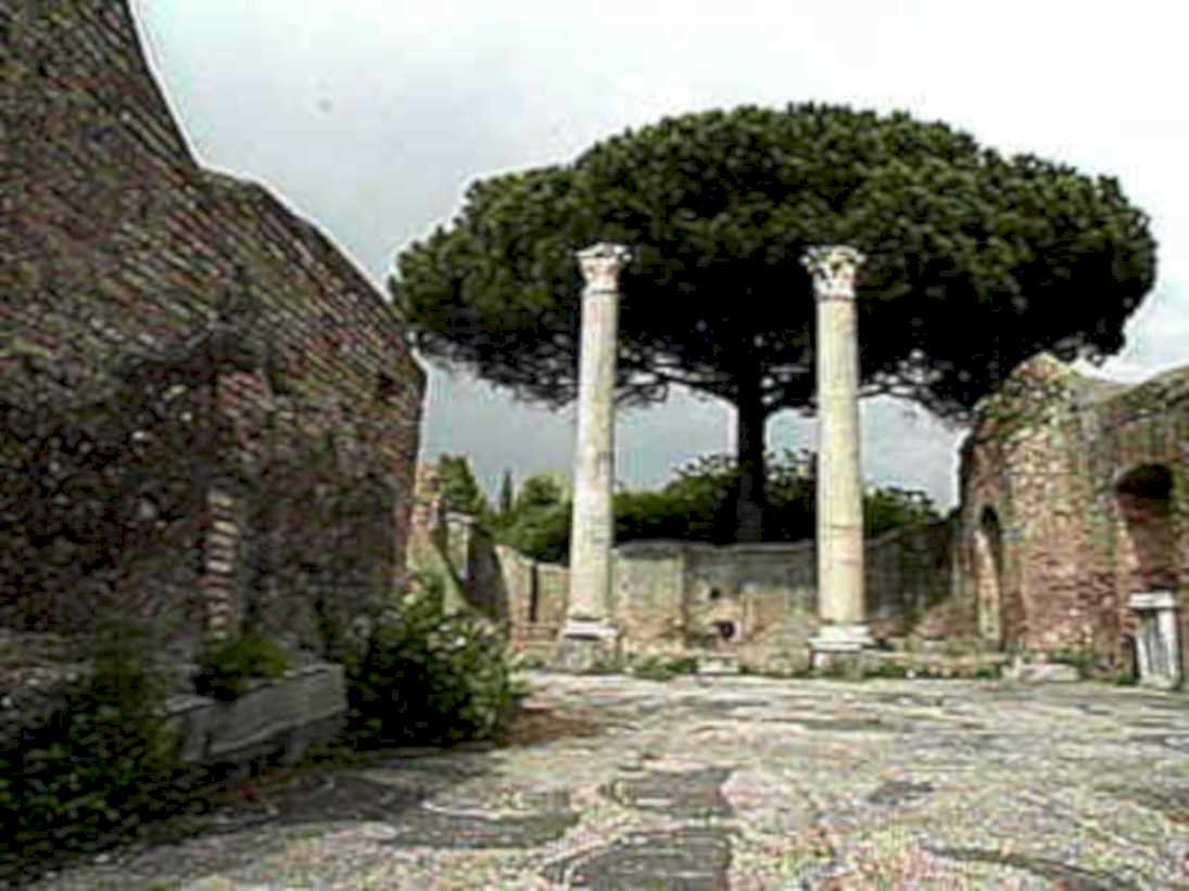 roman columns courtyard1980s 1990s A4 Photo Print