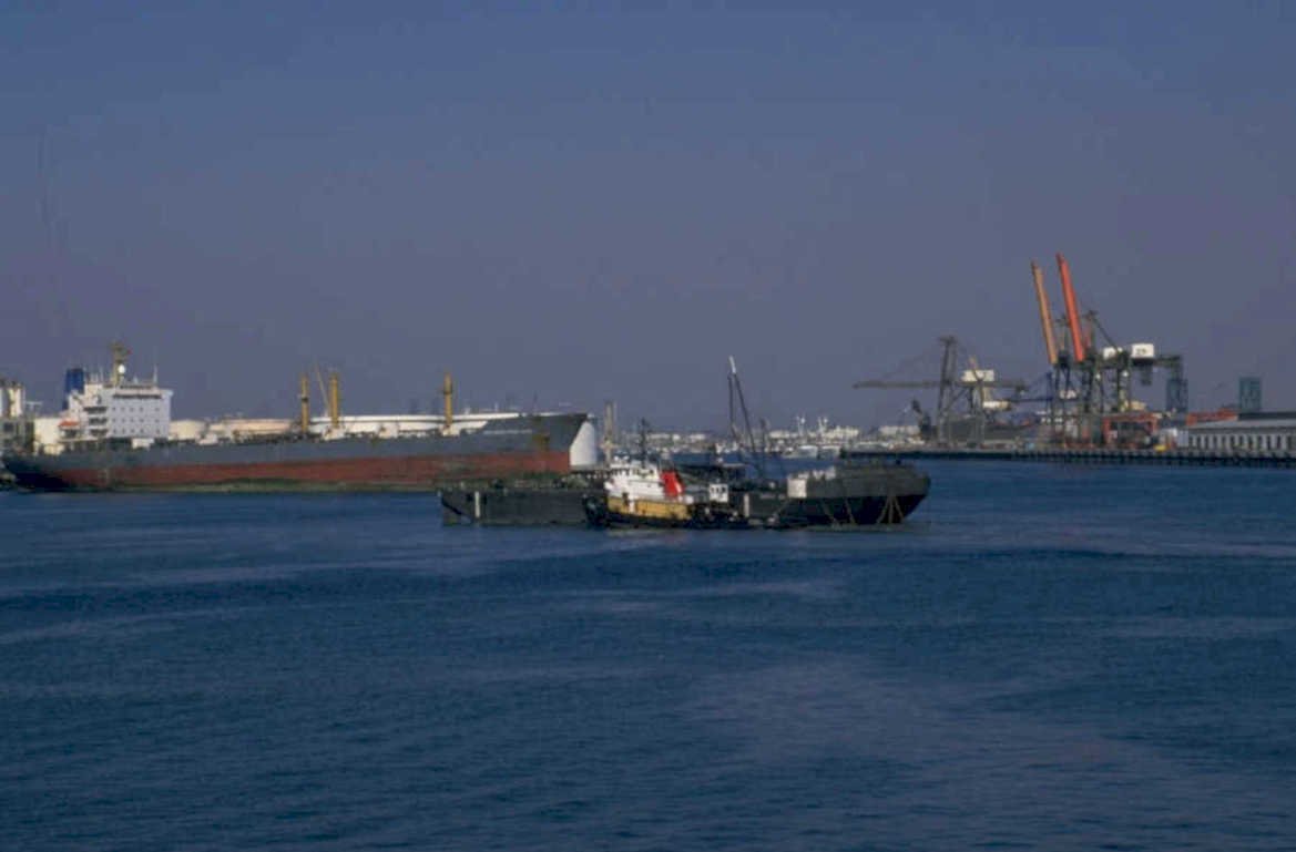 rotterdam freighter cranes 1980s 1990s A4 Photo Print