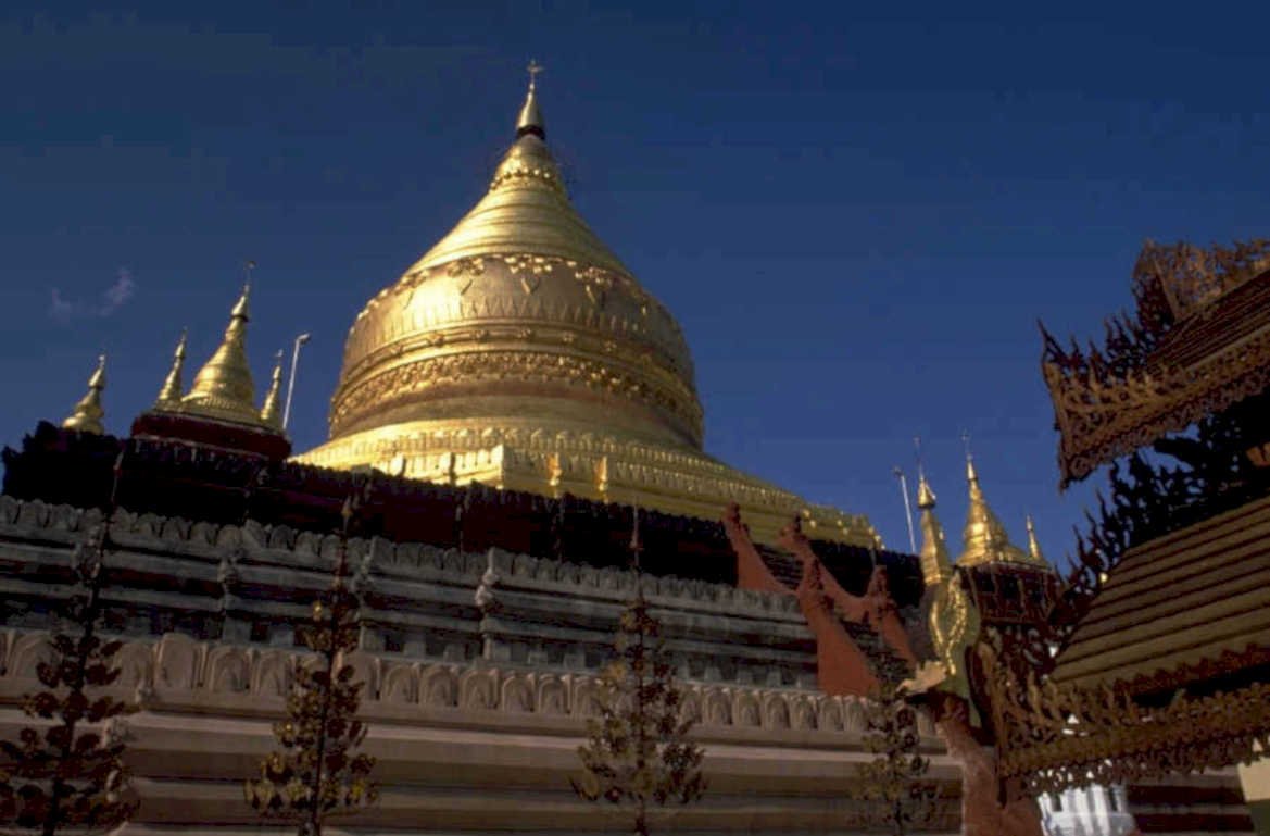 shwedagon pagoda dome 1980s 1990s A4 Photo Print