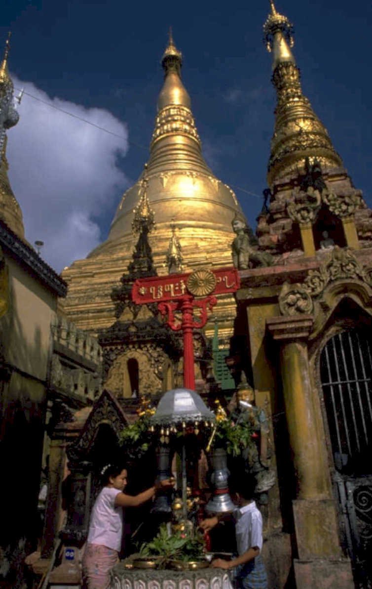 shwedagon pagoda interior 1980s 1990s A4 Photo Print