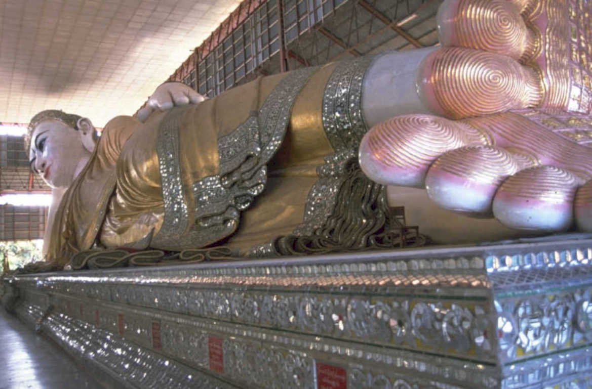 shwedagon reclining buddha 2 1980s 1990s A4 Photo Print