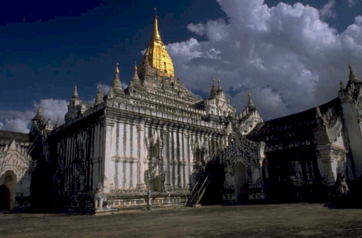 shwezigon pagoda bagan 3 1980s 1990s A4 Photo Print
