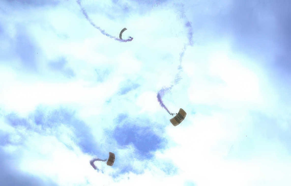 skydiving parachutists 2018 Vintage A4 Photo Print