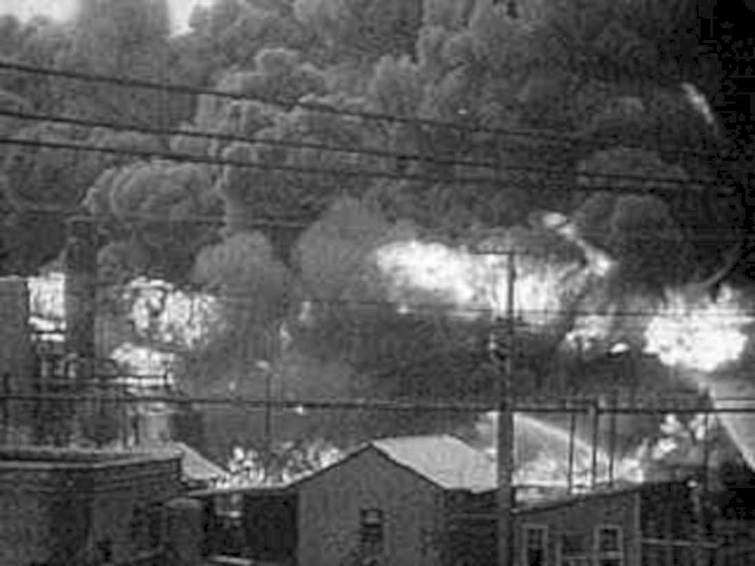 smoke factory fire1980s 1990s A4 Photo Print
