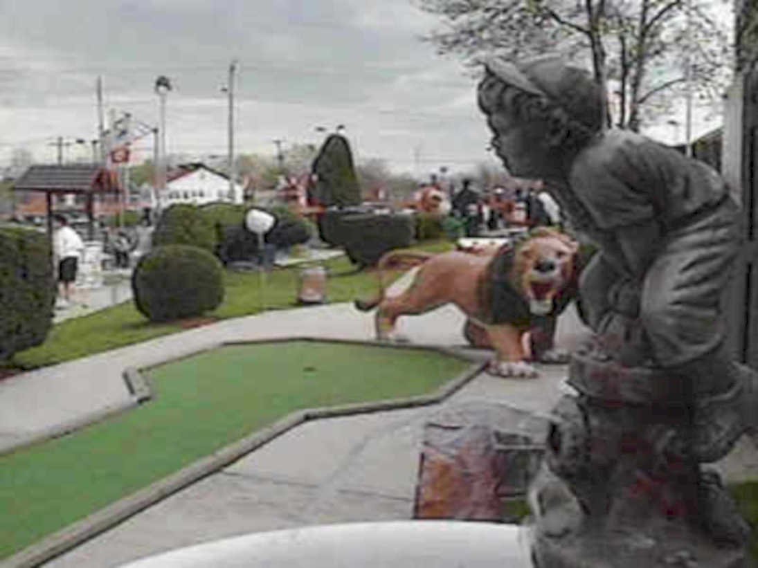 statue lion golf1980s 1990s A4 Photo Print