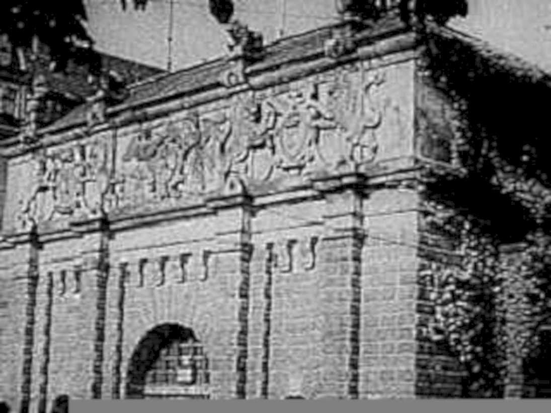 stone gate archway1980s 1990s A4 Photo Print
