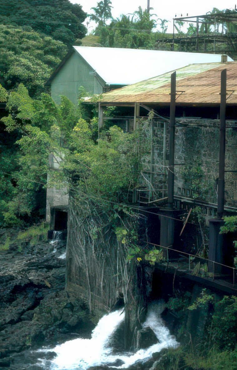 sugar mill waterfall GIGA 2