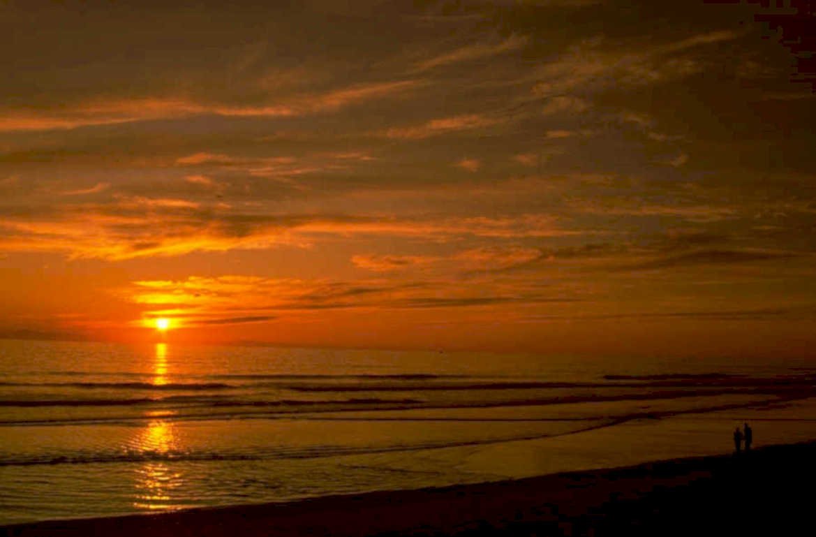 sunset beach silhouette 2 1980s 1990s A4 Photo Print 42