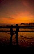 sunset couple beach 1 1980s 1990s A4 Photo Print