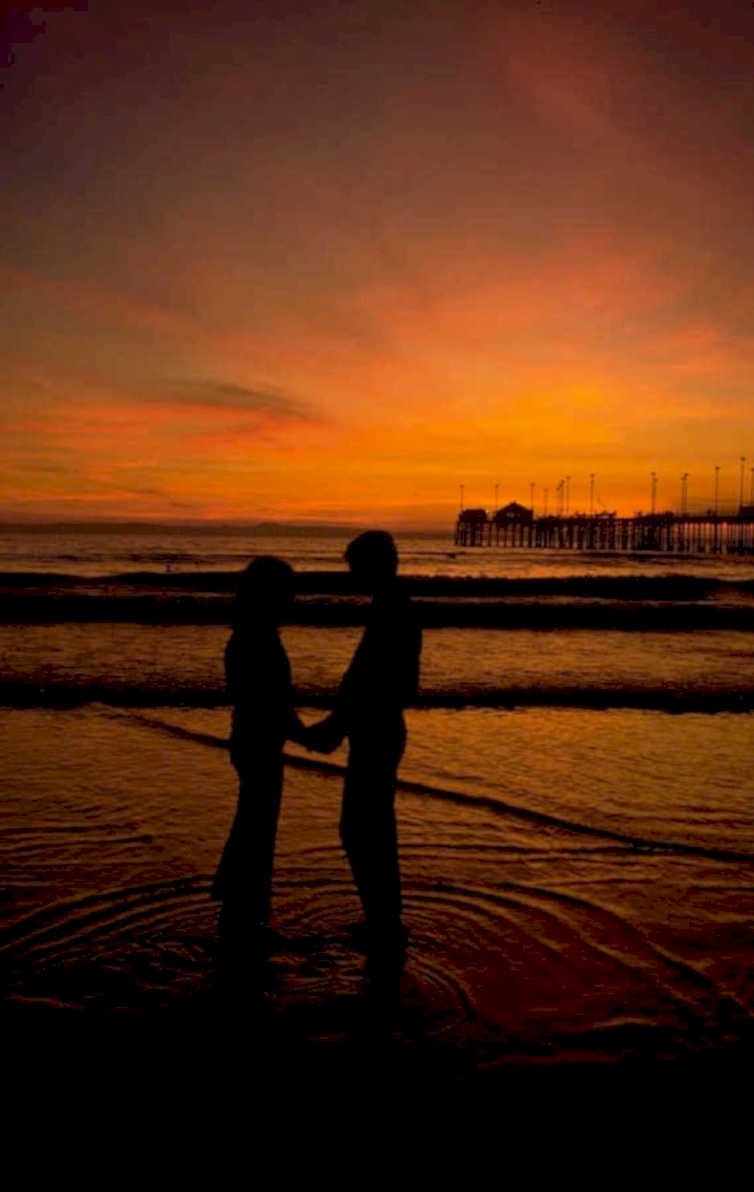 sunset couple beach 1 1980s 1990s A4 Photo Print