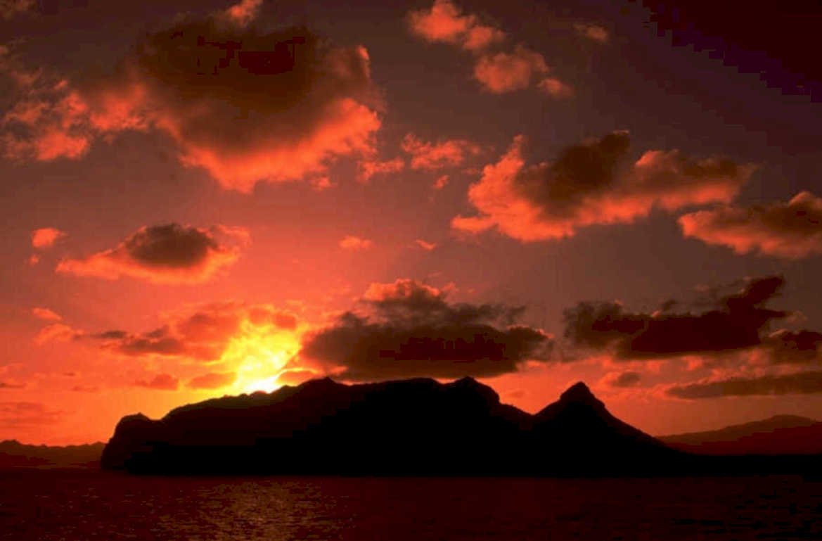 sunset island sky 1980s 1990s A4 Photo Print