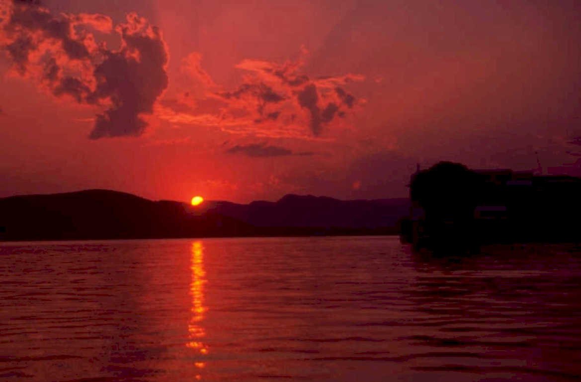 sunset lake reflection 2 1980s 1990s A4 Photo Print