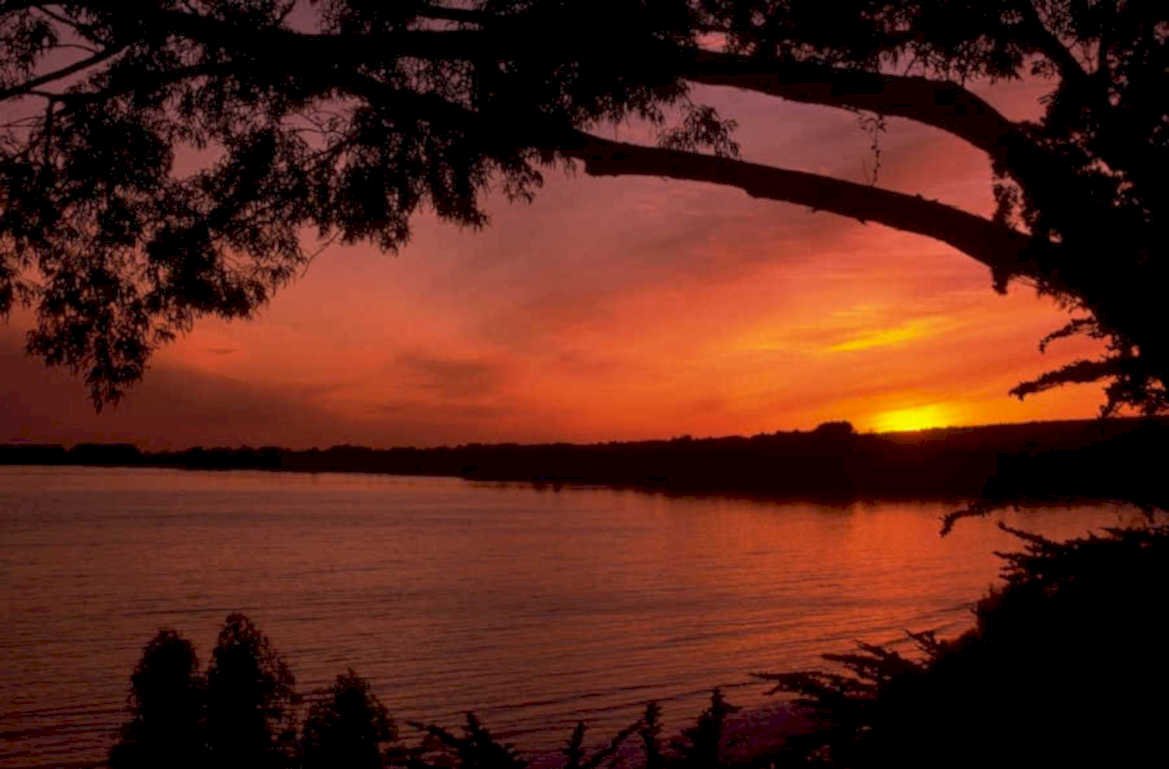 sunset lake reflection 6 1980s 1990s A4 Photo Print