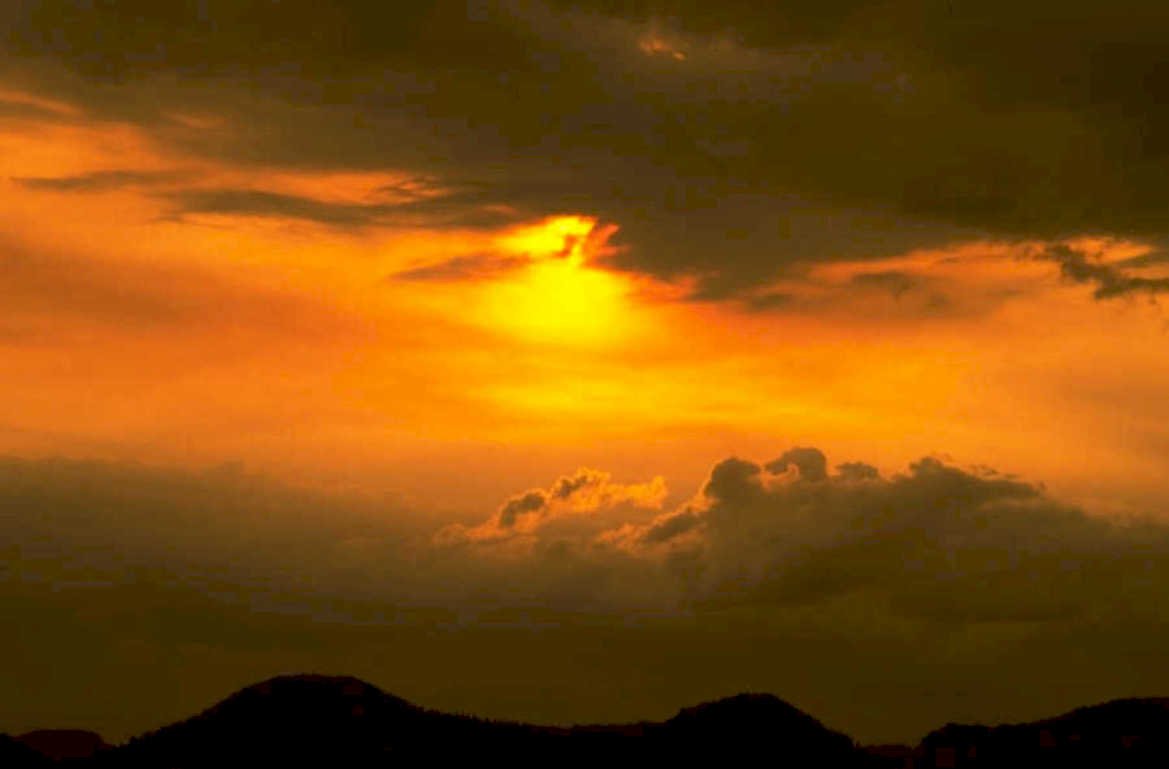 sunset mountains sky 1980s 1990s A4 Photo Print 42