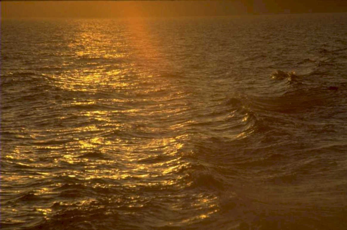 sunset ocean waves 1980s 1990s A4 Photo Print 42