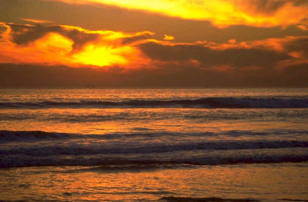 sunset ocean waves 1980s 1990s A4 Photo Print