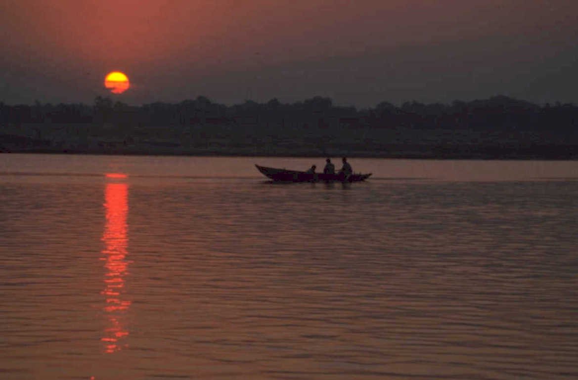sunset river boat 2 1980s 1990s A4 Photo Print