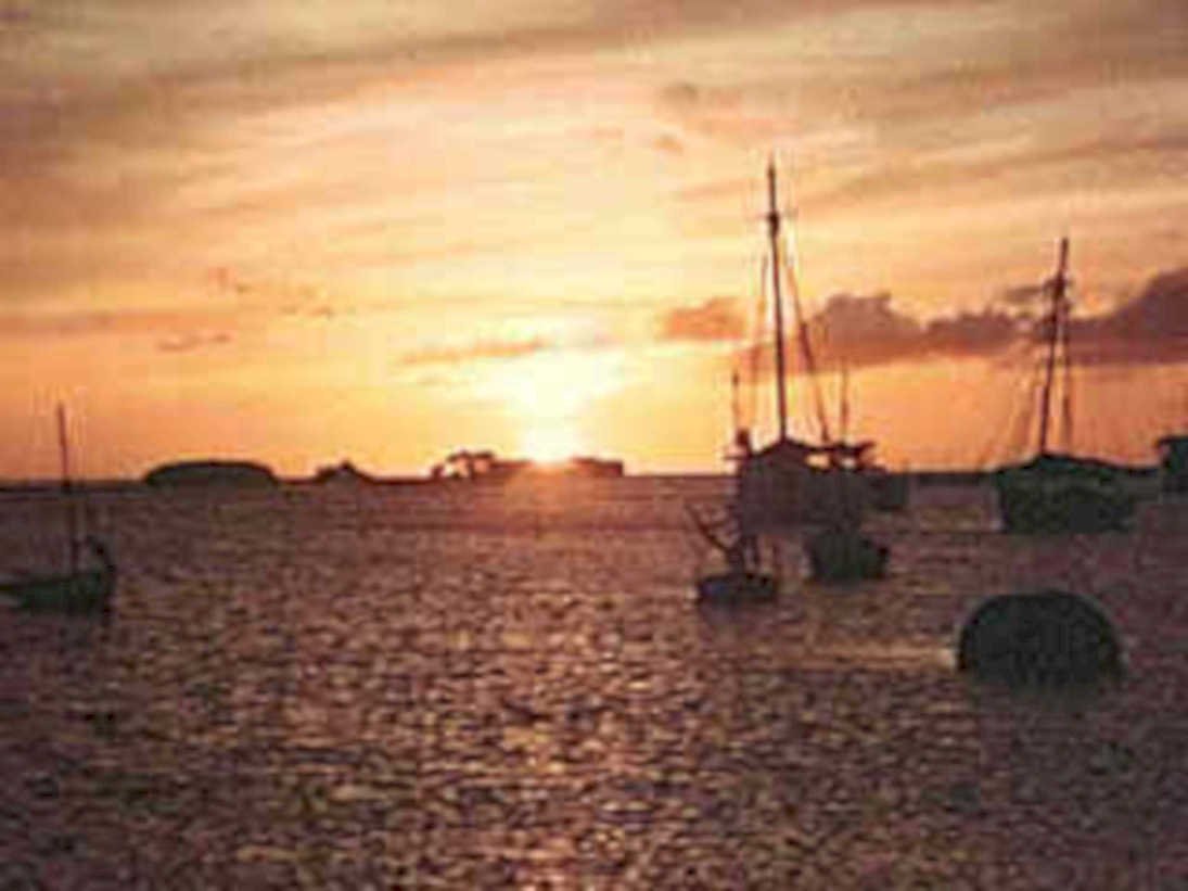 sunset sailboats coastline1980s 1990s A4 Photo Print