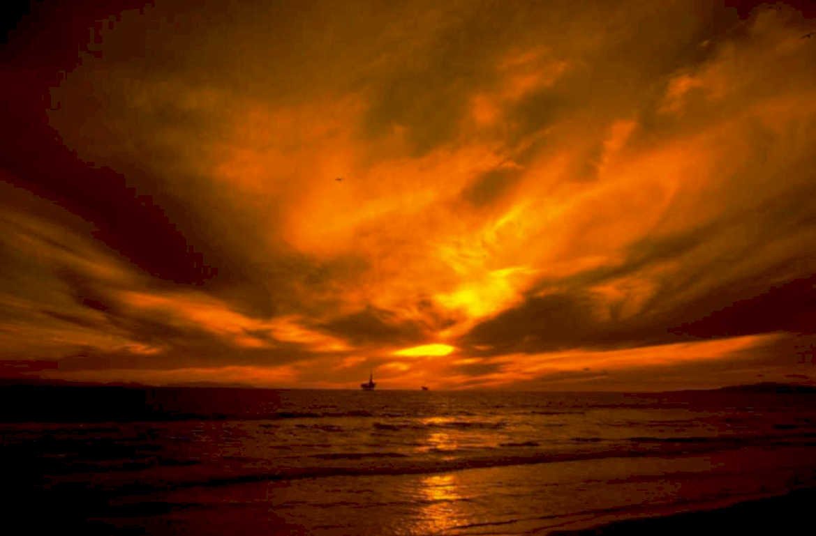 sunset seascape rig 1980s 1990s A4 Photo Print