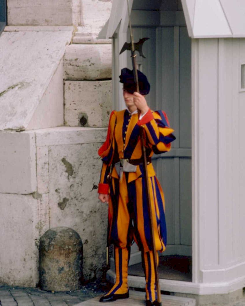 swiss guard vatican1980s 1990s A4 Photo Print