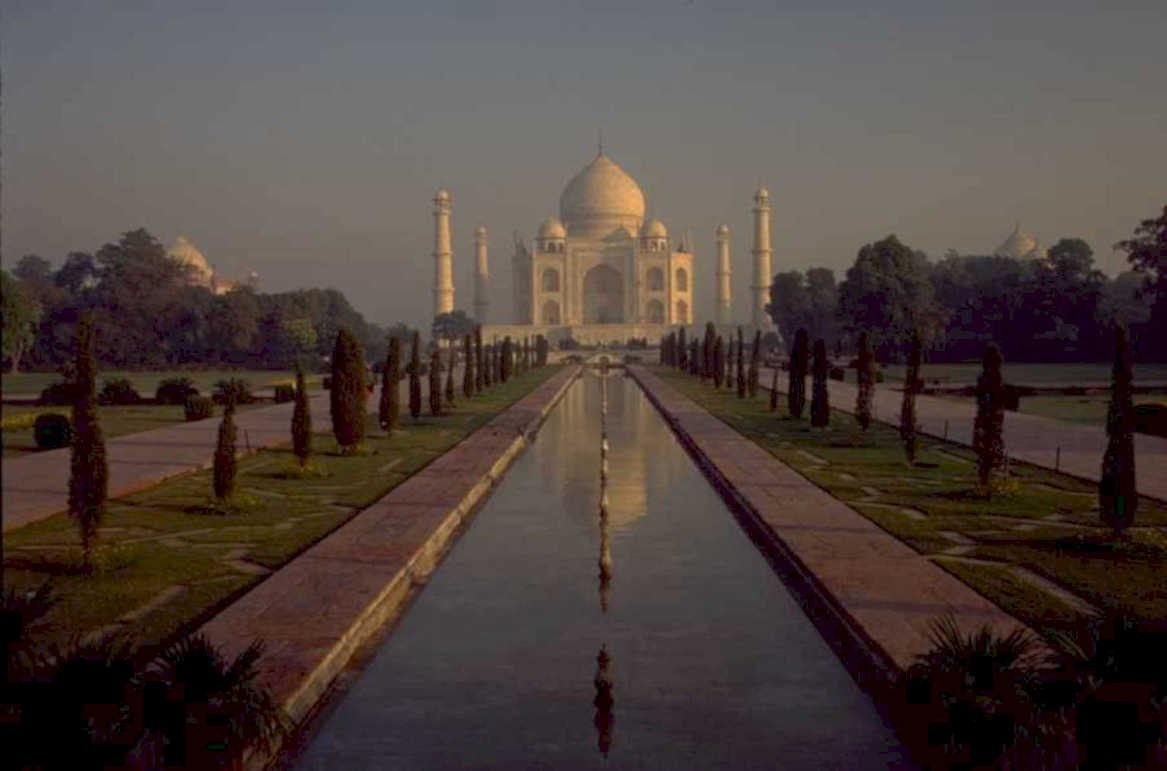 taj mahal landscape 1980s 1990s A4 Photo Print