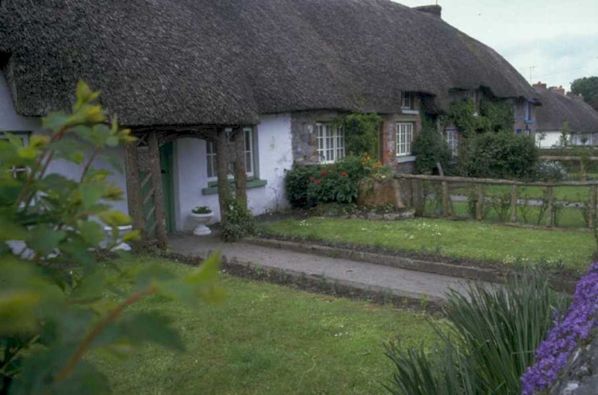 thatched cottage ireland 1980s 1990s A4 Photo Print