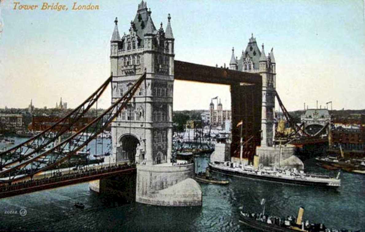 tower bridge london 1Vintage 1880s 1900s A4 Photo Print