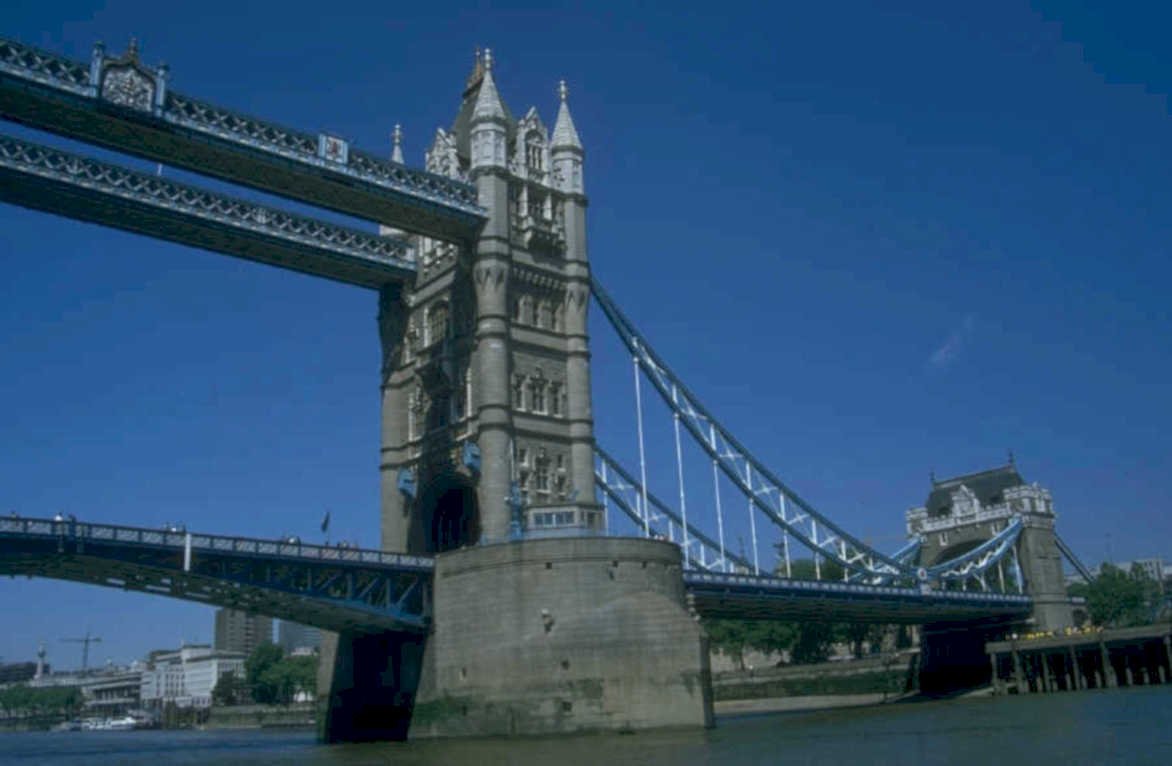 tower bridge london 4 1980s 1990s A4 Photo Print