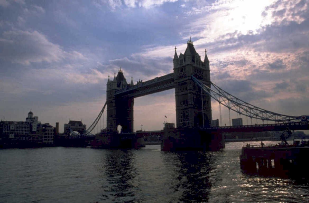 tower bridge sunset 1980s 1990s A4 Photo Print 42