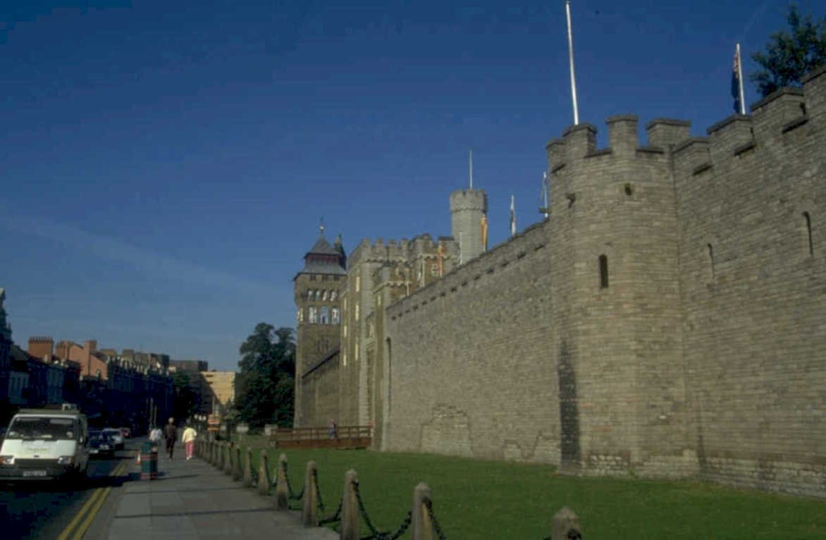 tower walls london 1980s 1990s A4 Photo Print