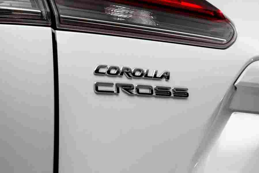 toyota corolla cross 2021 7164 117 Car A4 Photo Print