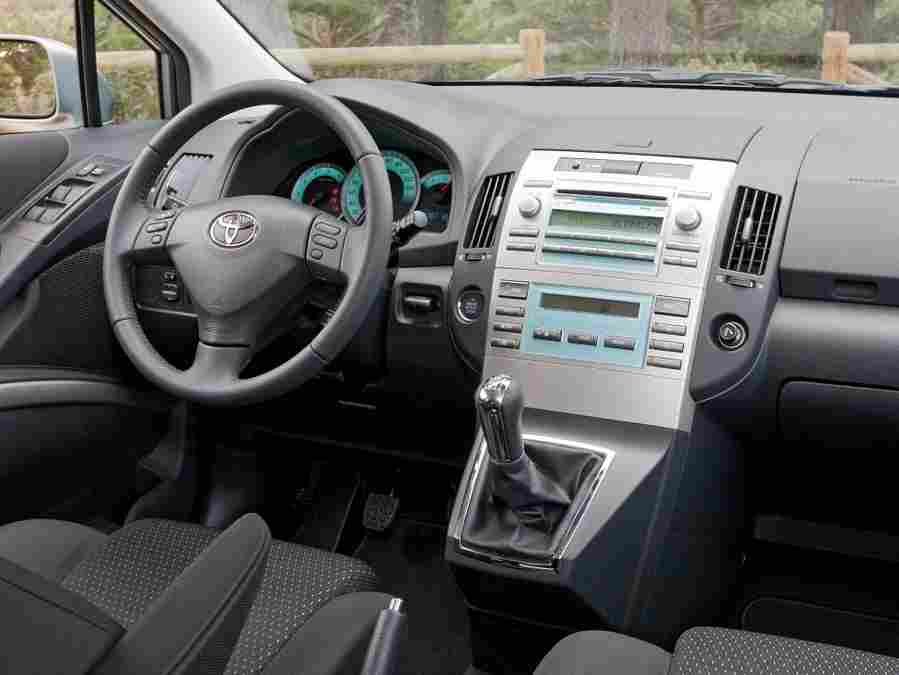 toyota corolla verso 2007 7183 1 Car A4 Photo Print