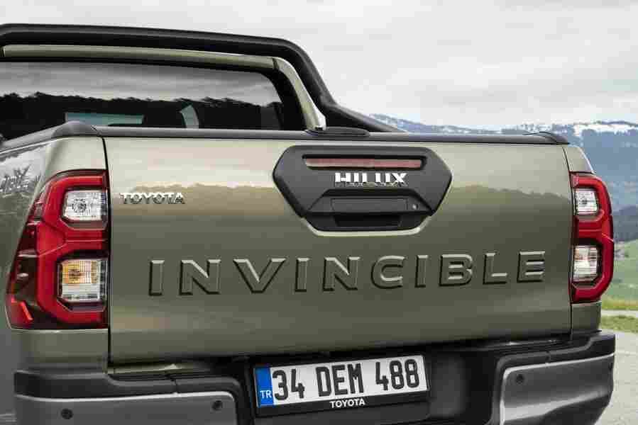 toyota hilux double cab 2020 6835 110 Car A4 Photo Print