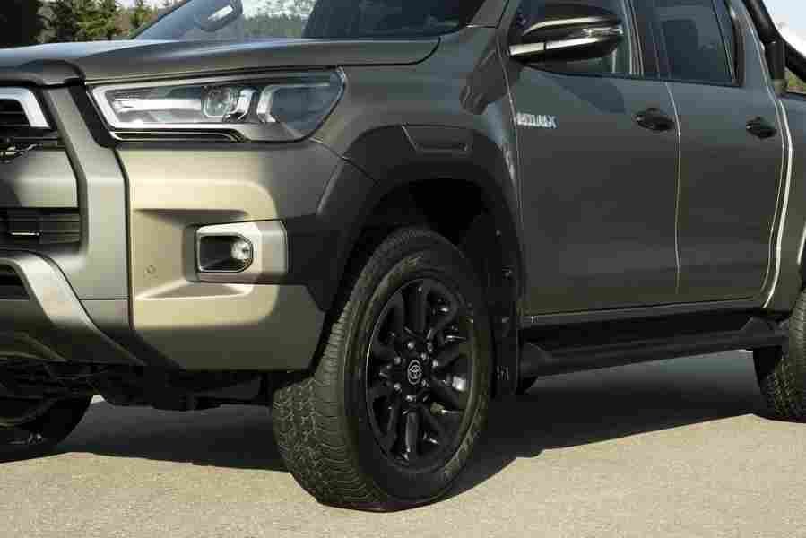 toyota hilux double cab 2020 6835 116 Car A4 Photo Print