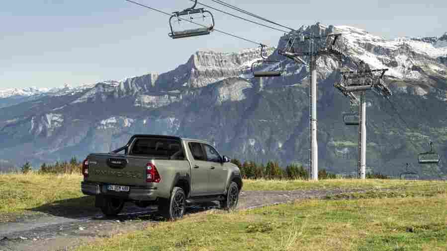 toyota hilux double cab 2020 6835 124 Car A4 Photo Print
