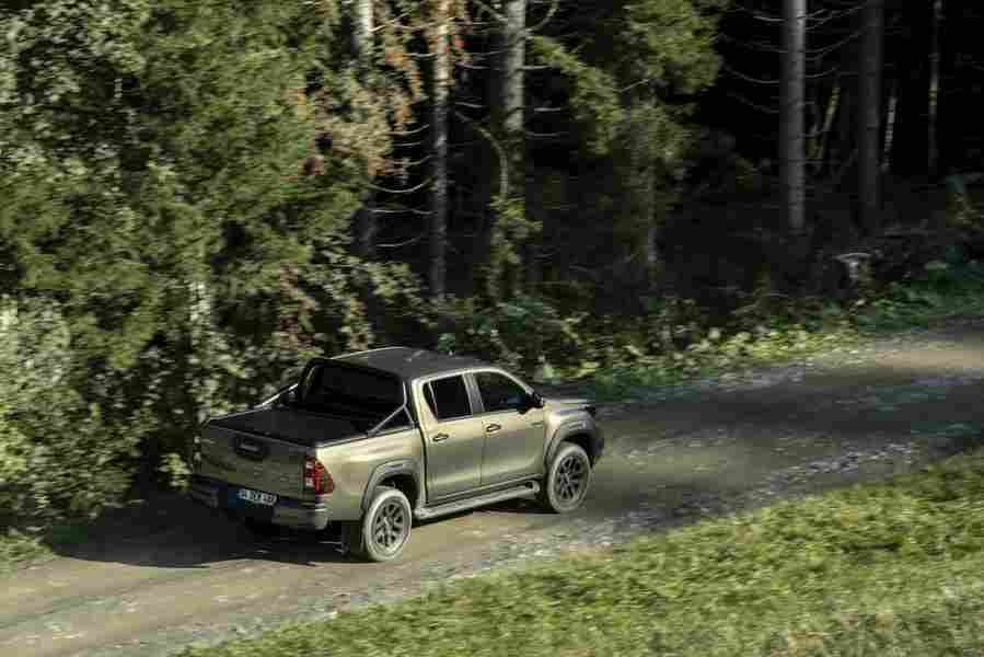 toyota hilux double cab 2020 6835 38 Car A4 Photo Print