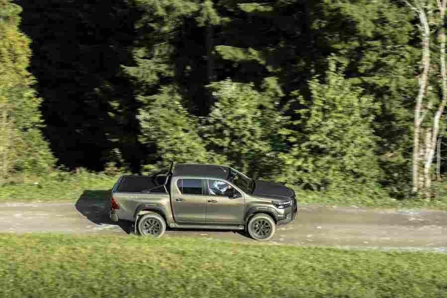 toyota hilux double cab 2020 6835 40 Car A4 Photo Print