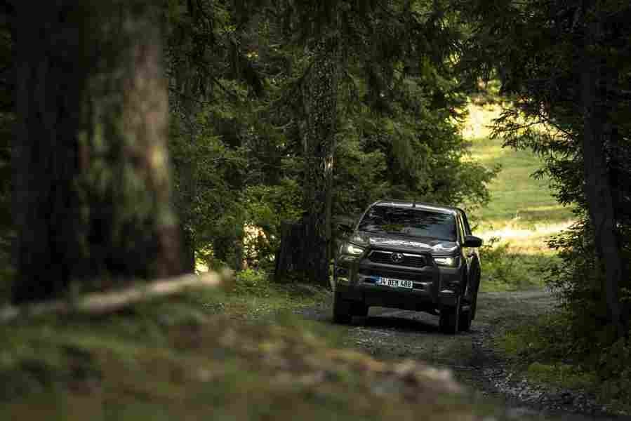 toyota hilux double cab 2020 6835 45 Car A4 Photo Print