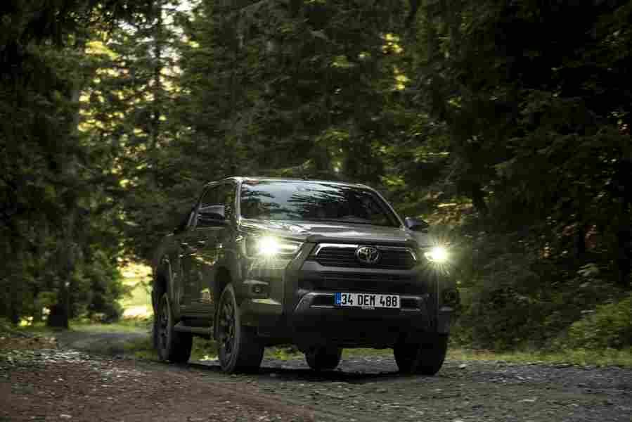 toyota hilux double cab 2020 6835 46 Car A4 Photo Print