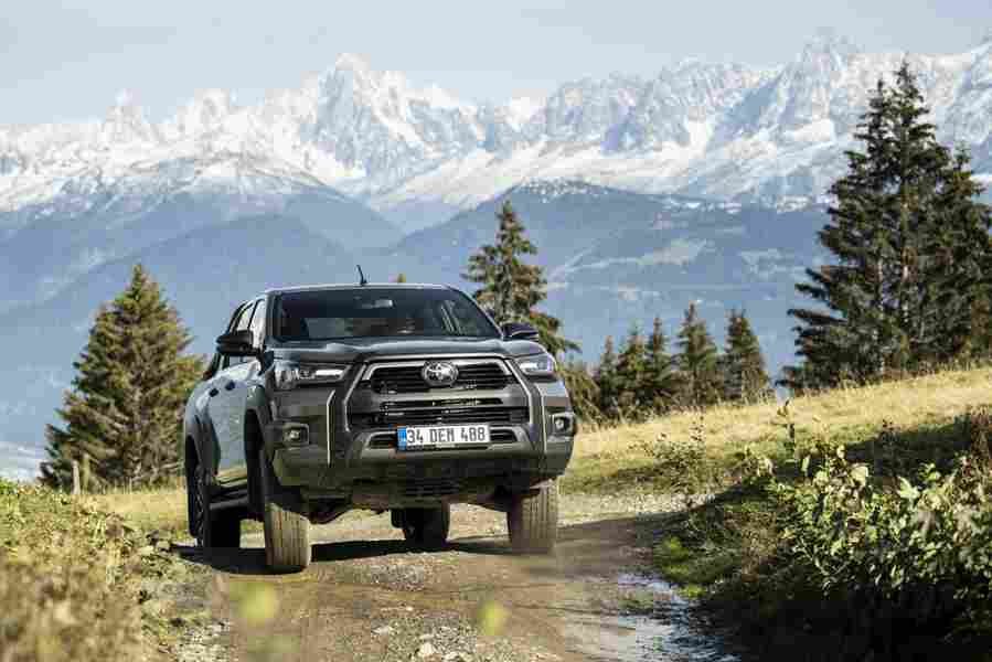 toyota hilux double cab 2020 6835 56 Car A4 Photo Print