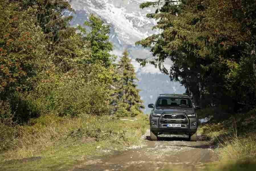 toyota hilux double cab 2020 6835 61 Car A4 Photo Print