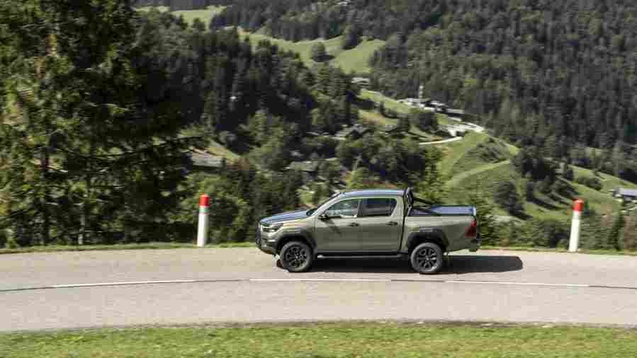 toyota hilux double cab 2020 6835 88 Car A4 Photo Print
