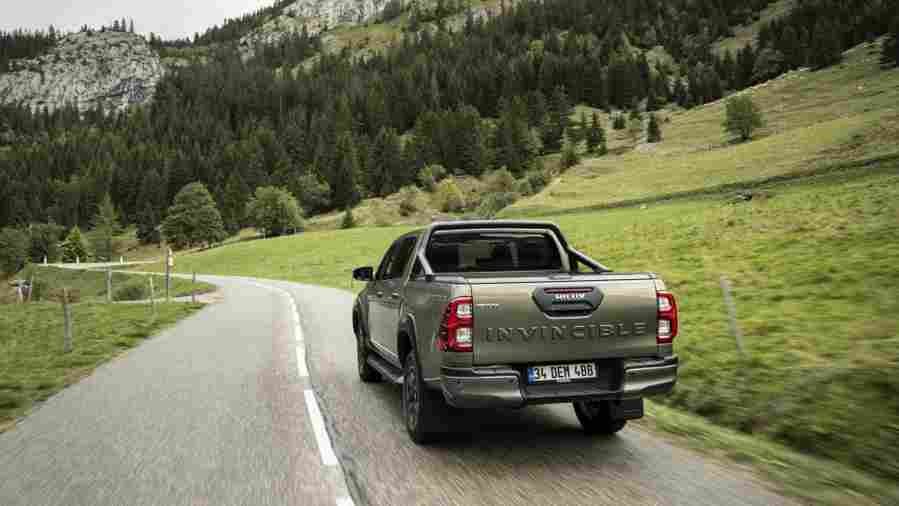 toyota hilux double cab 2020 6835 93 Car A4 Photo Print