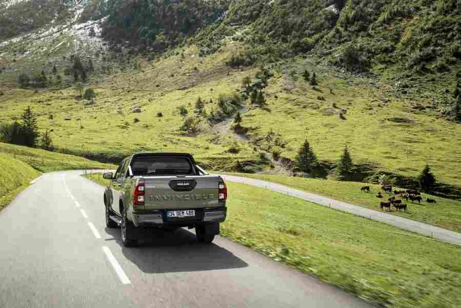 toyota hilux double cab 2020 6835 97 Car A4 Photo Print