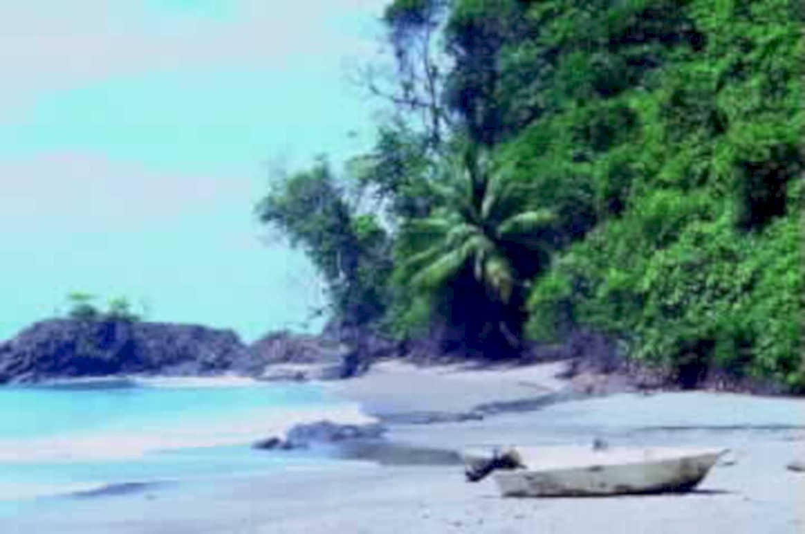 tropical beach boat1980s 1990s A4 Photo Print